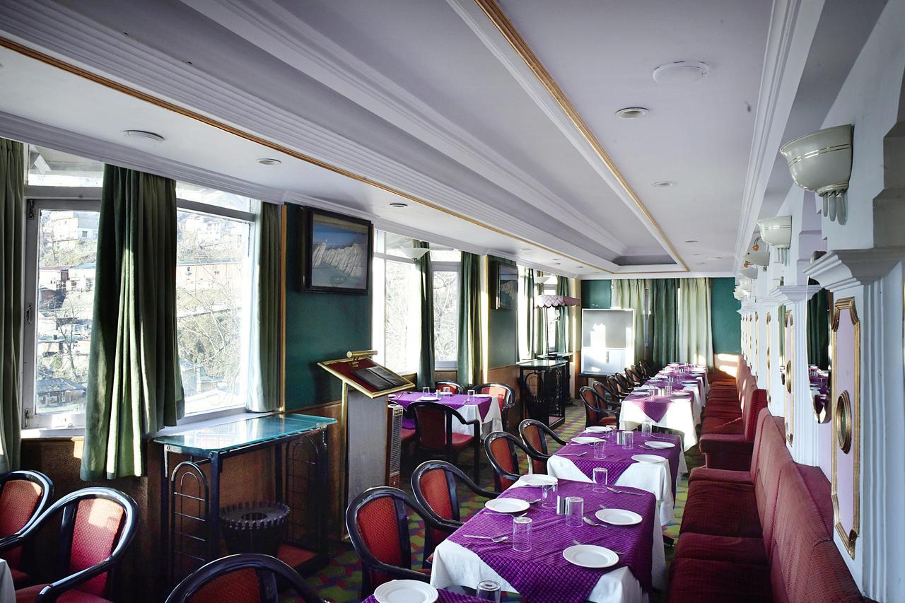 Oyo 8917 Hotel Crystal Palace 심라 외부 사진