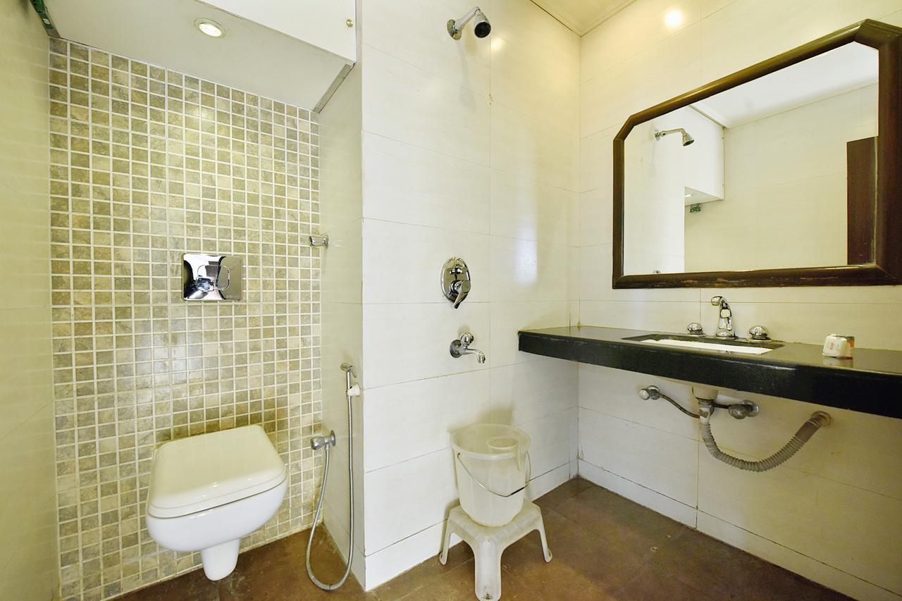 Oyo 8917 Hotel Crystal Palace 심라 외부 사진