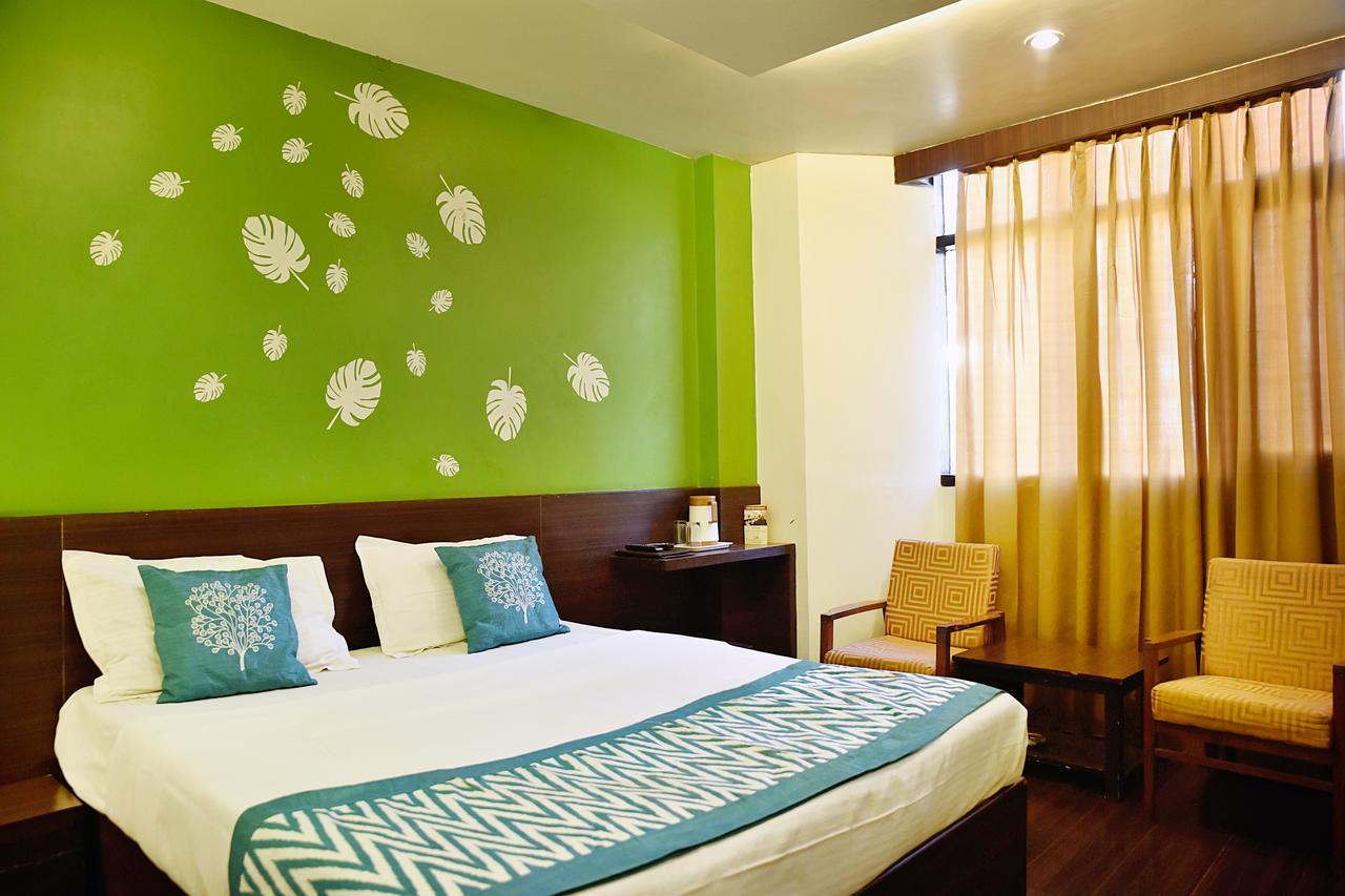 Oyo 8917 Hotel Crystal Palace 심라 외부 사진