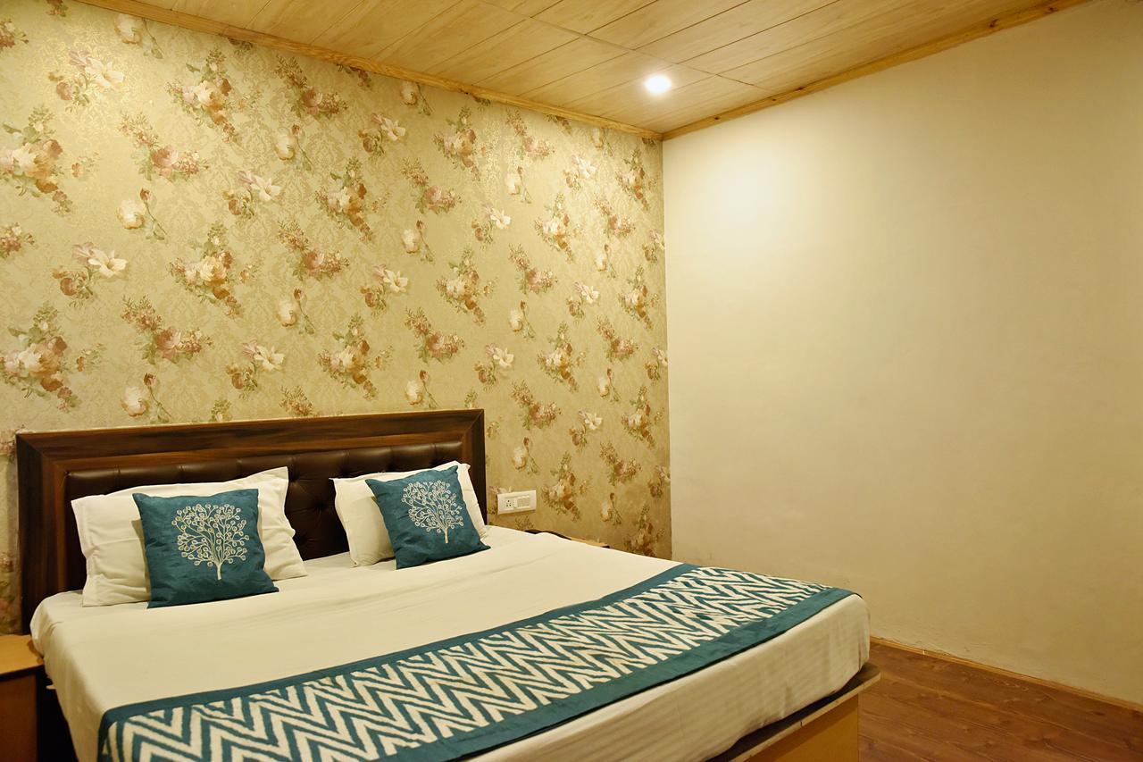 Oyo 8917 Hotel Crystal Palace 심라 외부 사진