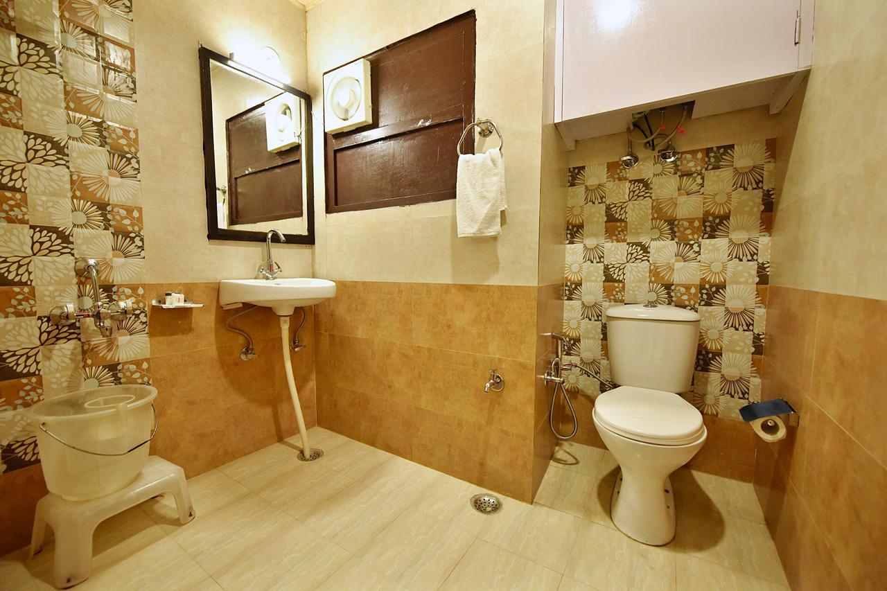Oyo 8917 Hotel Crystal Palace 심라 외부 사진