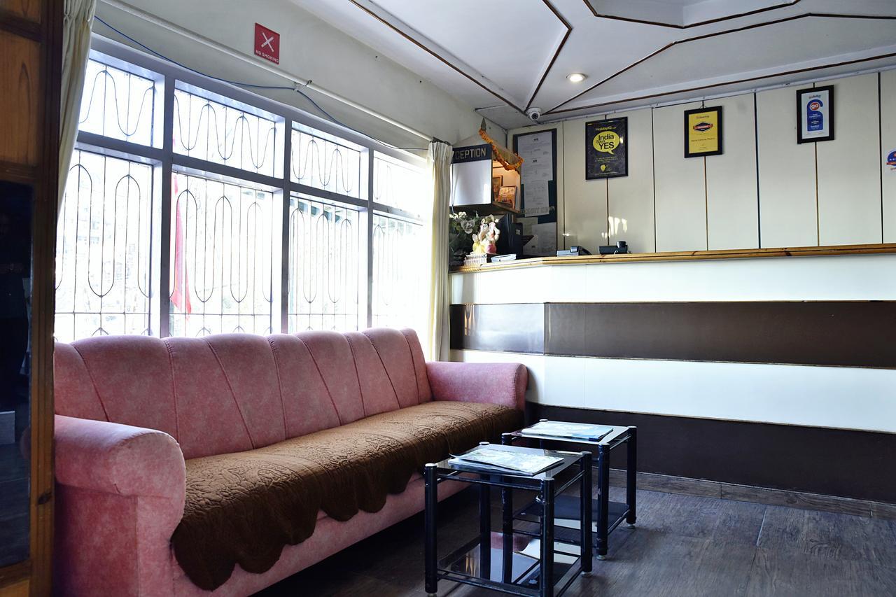 Oyo 8917 Hotel Crystal Palace 심라 외부 사진